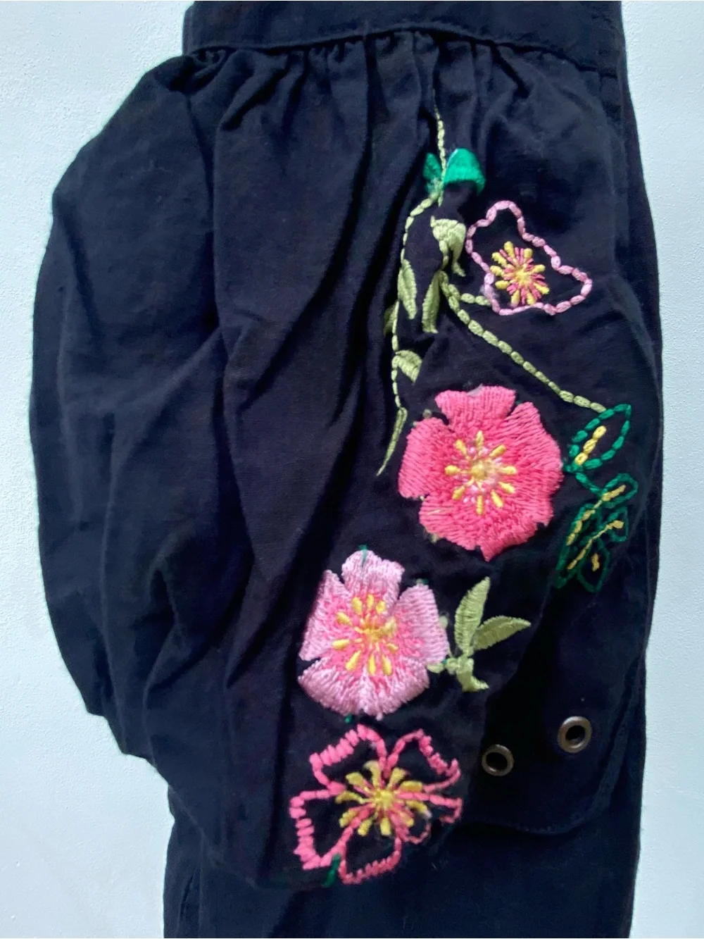 Y2K Fairy Black & Pink Floral Embroidered Bubble Cargo Foldover Skirt Medium